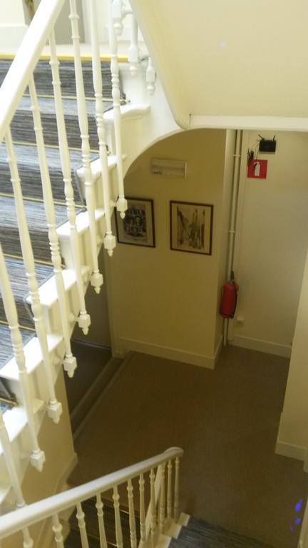 בריסל Hotel Queen Mary מראה חיצוני תמונה