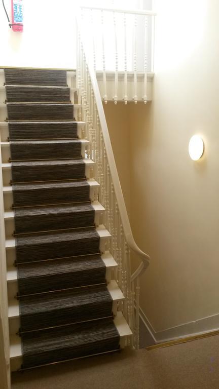 בריסל Hotel Queen Mary מראה חיצוני תמונה