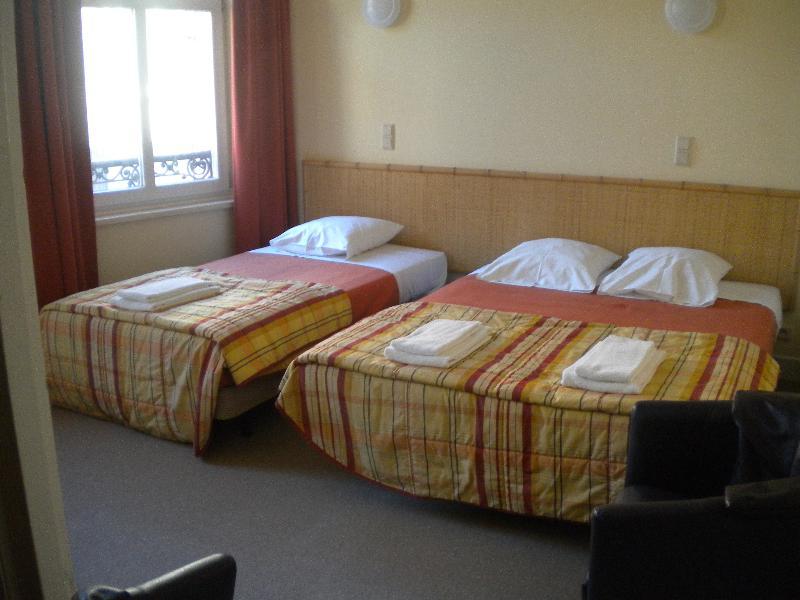 בריסל Hotel Queen Mary מראה חיצוני תמונה