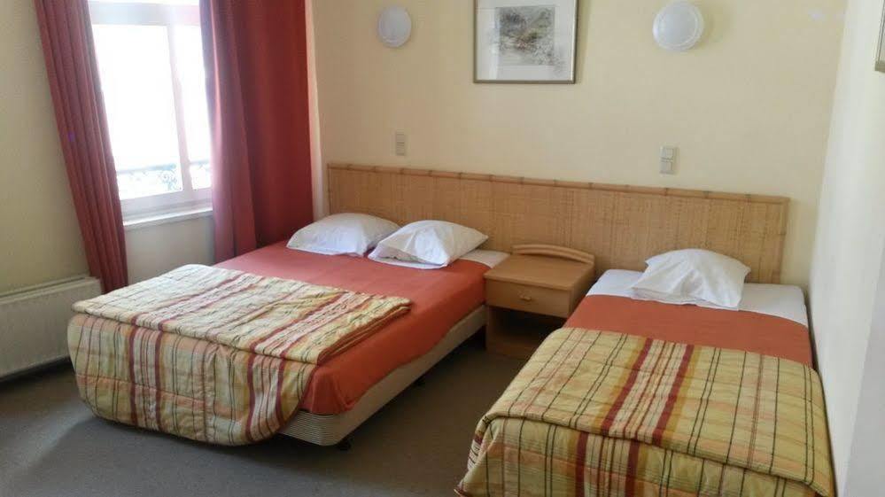 בריסל Hotel Queen Mary מראה חיצוני תמונה